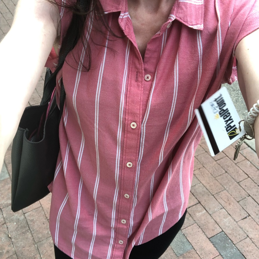 American eagle cap sleeve blouse